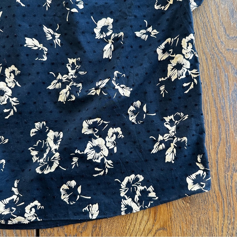 Joie Marlina Waterfall Ruffle Sleeve V-Neck Floral Popover Top Caviar Size M - Picture 6 of 16